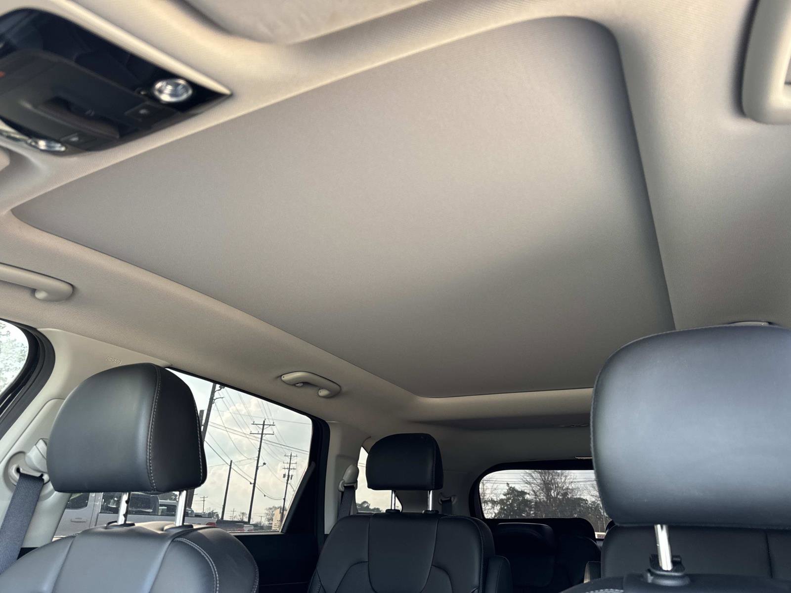 Used 2023 Kia Sorento X-Line EX image 17