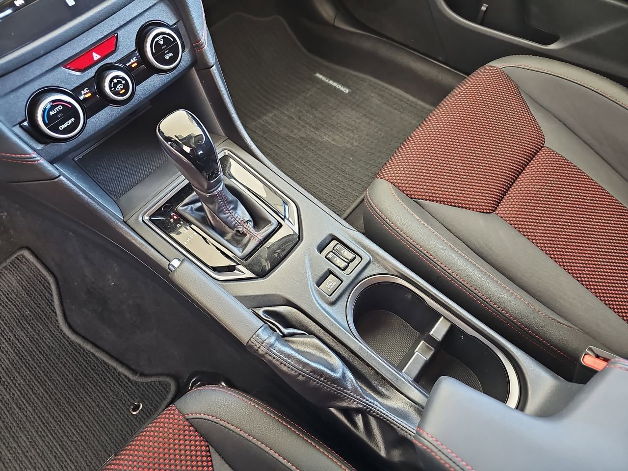 Used 2023 Subaru Crosstrek 2.0i Premium w/ Special Edition image 30