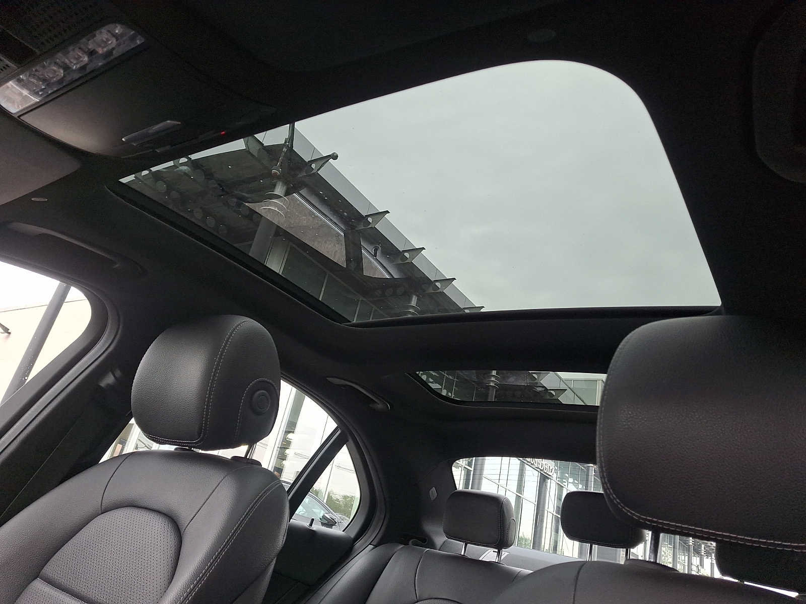 Certified 2021 Mercedes-Benz C 300 4MATIC Sedan image 11