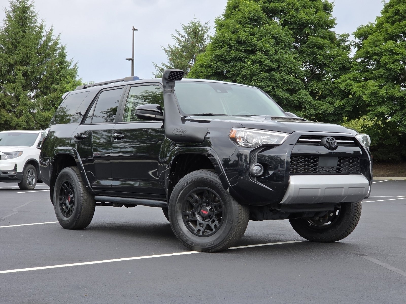 Used 2021 Toyota 4Runner TRD Off-Road AWD/4WD video 2