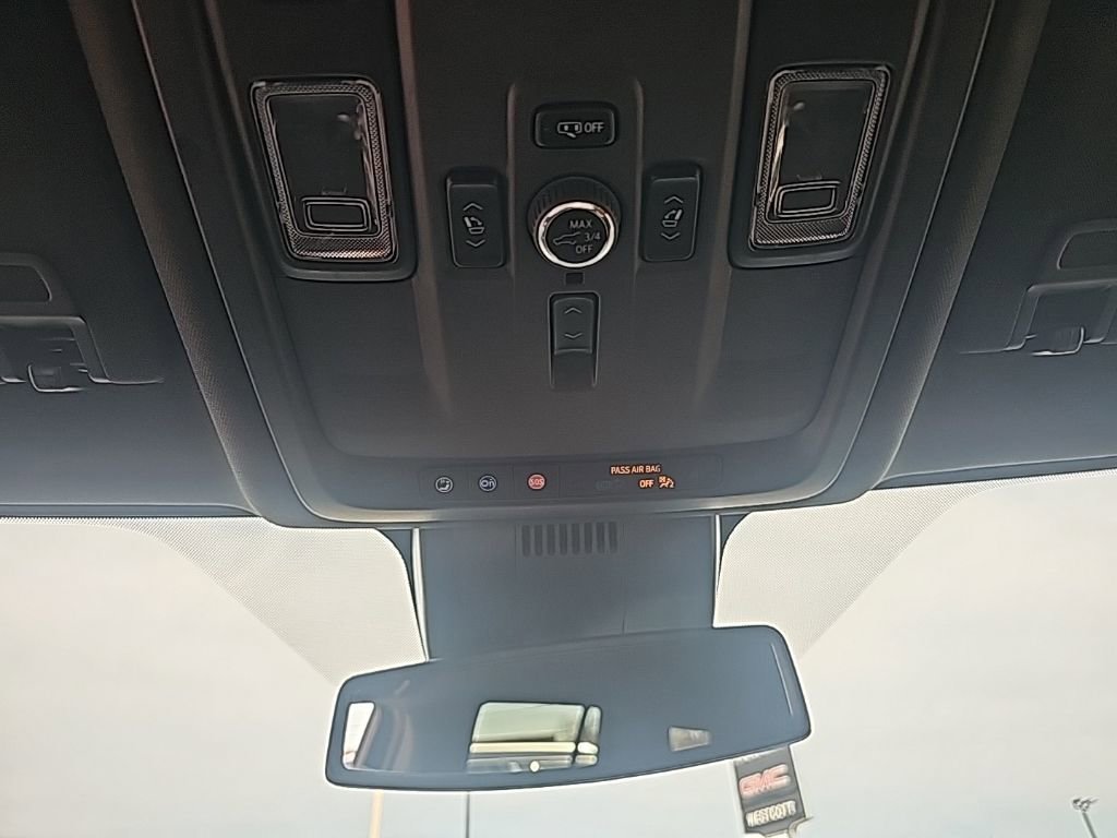 Certified 2025 GMC Yukon Denali image 25