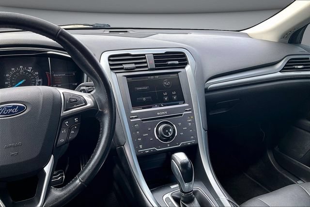 Used 2015 Ford Fusion Titanium FWD image 9