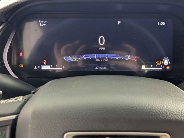 Used 2024 Jeep Grand Cherokee L Limited w/ Luxury Tech Group II image 18