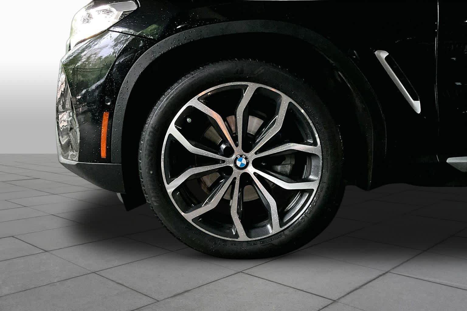 Used 2022 BMW X4 xDrive30i w/ Premium Package 2 AWD/4WD image 10