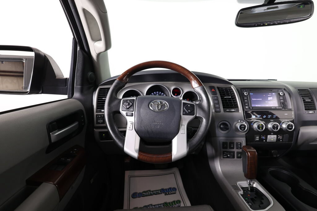 Used 2015 Toyota Sequoia Platinum AWD/4WD image 33
