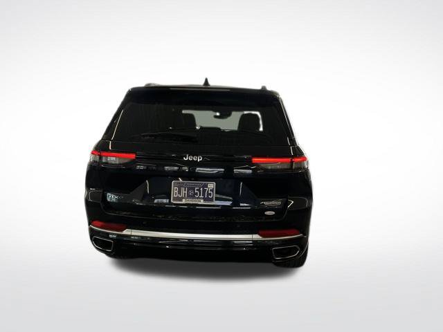Used 2022 Jeep Grand Cherokee Summit AWD/4WD image 8