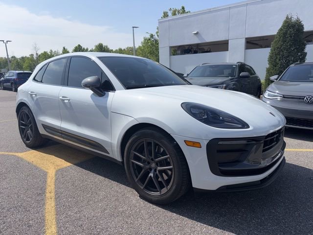 Used 2025 Porsche Macan Turbo image 1
