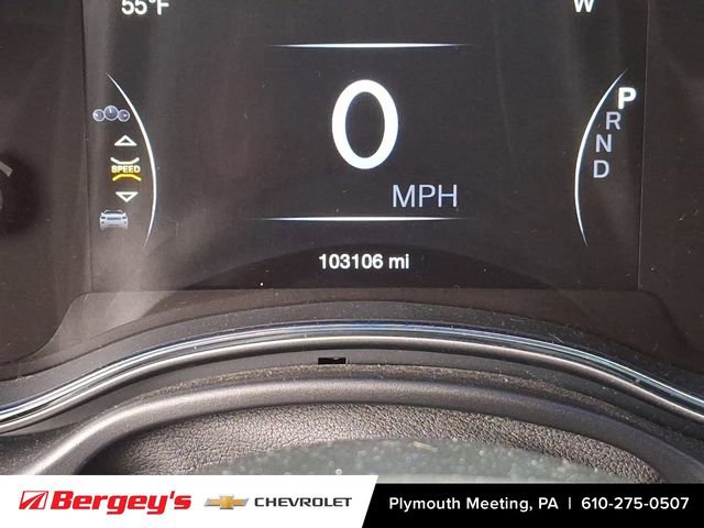 Used 2019 Jeep Grand Cherokee Altitude AWD/4WD image 23