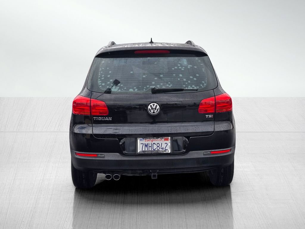 Used 2016 Volkswagen Tiguan S image 5