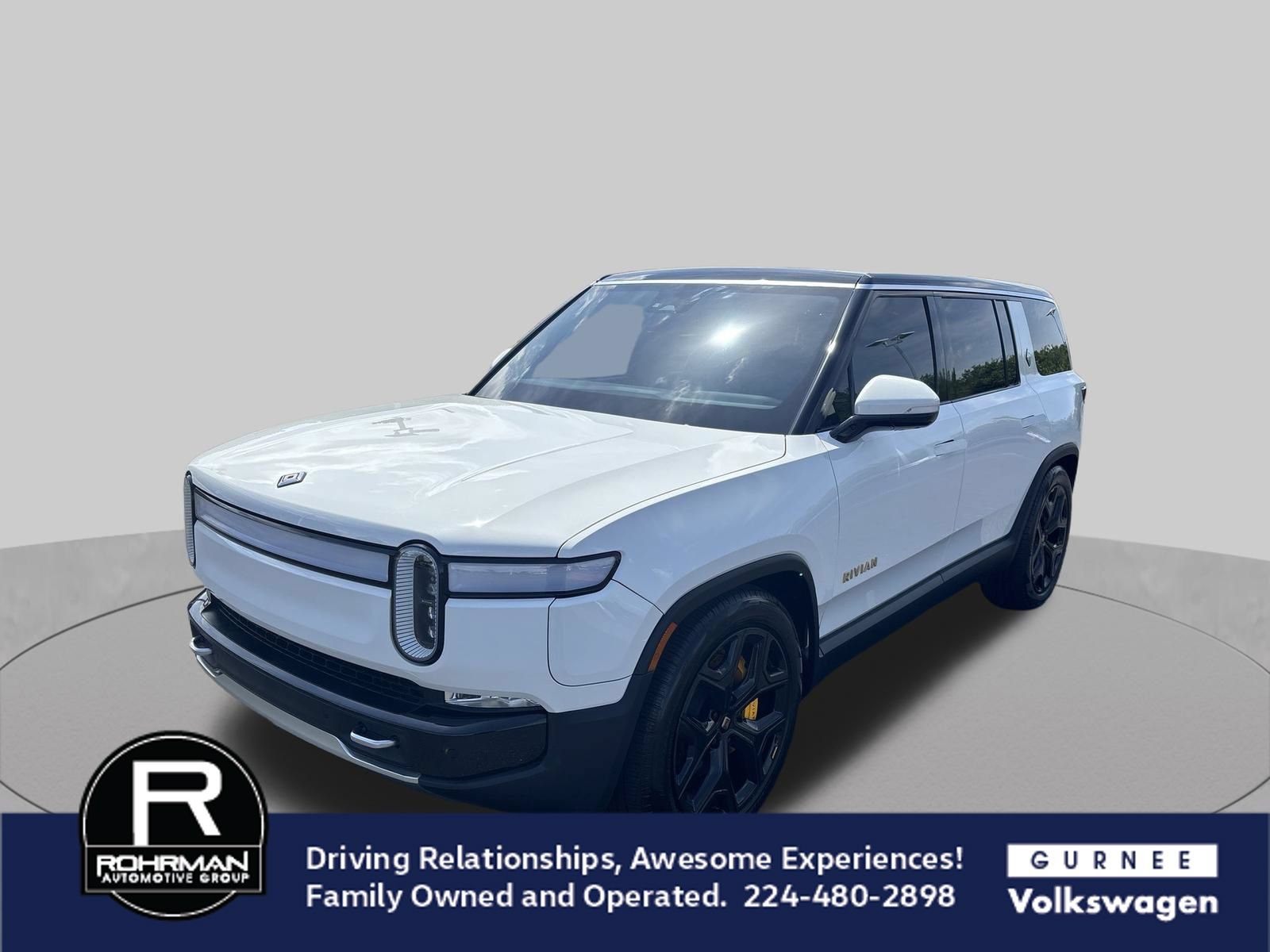 Used 2023 Rivian R1S Adventure AWD/4WD image 4