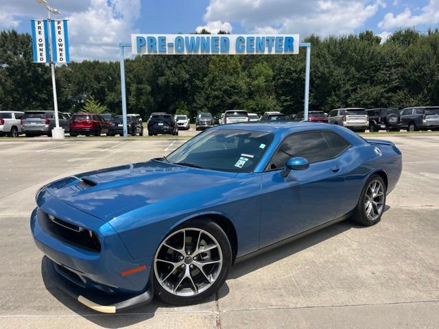 Used 2022 Dodge Challenger GT RWD image 2