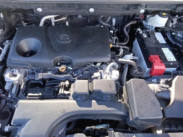 Used 2024 Toyota RAV4 XLE image 32