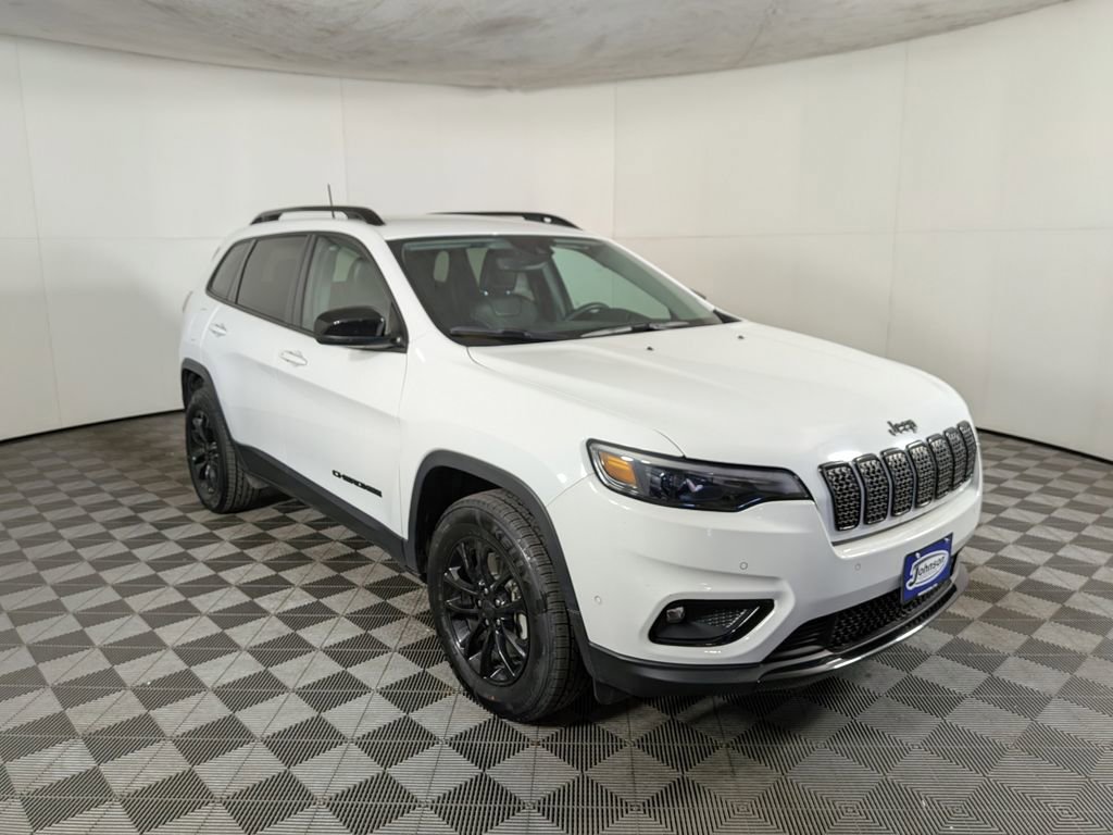 Certified 2023 Jeep Cherokee Altitude Lux image 6