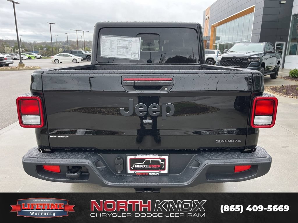 New 2026 Jeep Gladiator Sport AWD/4WD image 17