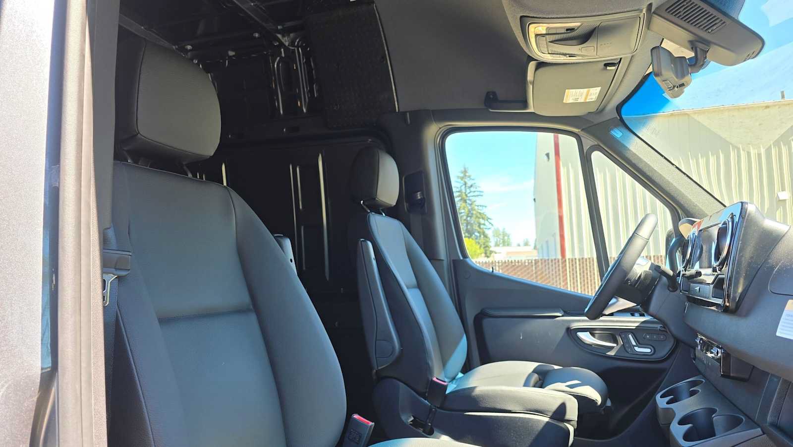Used 2026 Mercedes-Benz Sprinter 2500 image 13