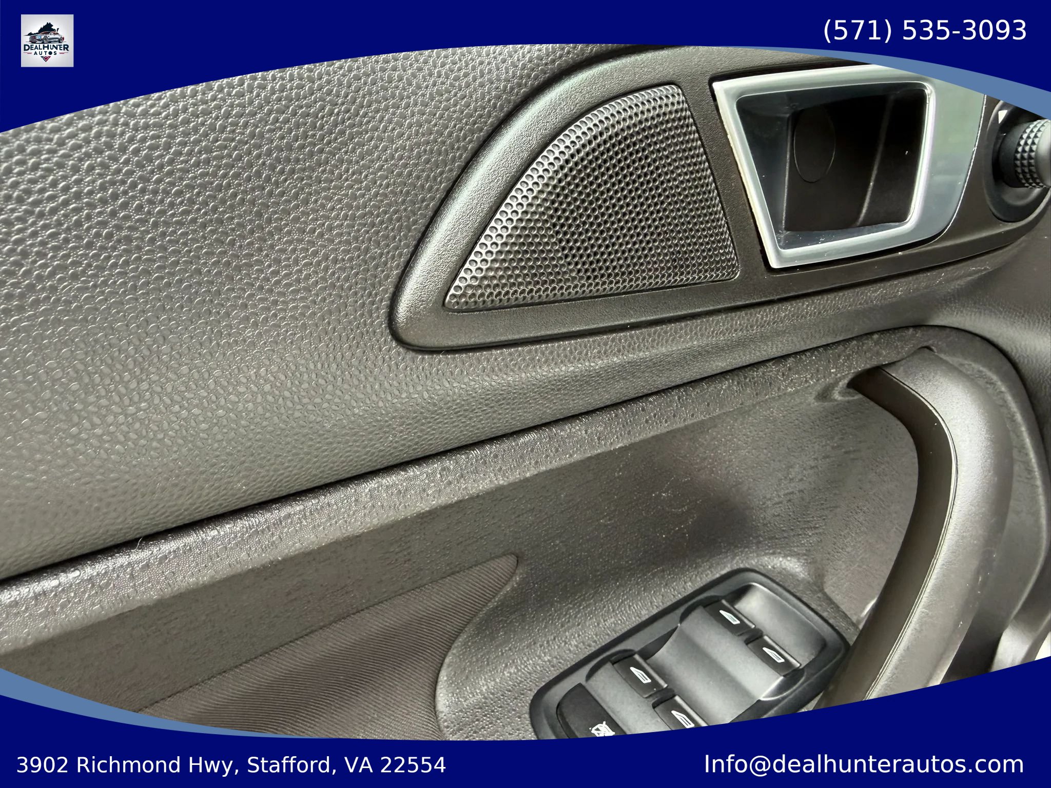 Used 2015 Ford Fiesta ST FWD image 16