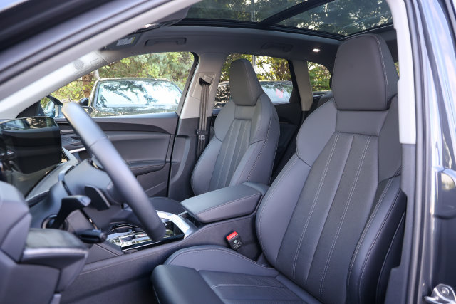 Certified 2025 Audi Q5 Premium Plus AWD/4WD image 31