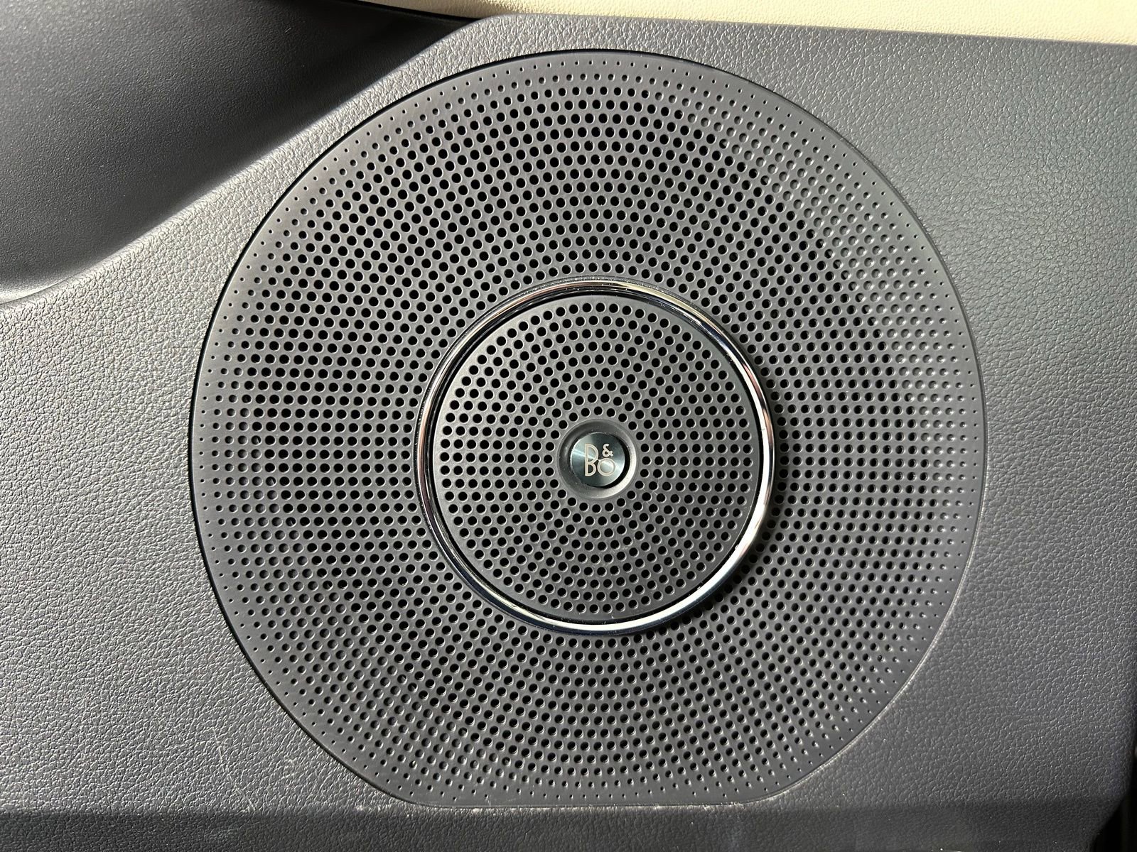 Used 2023 Ford Expedition Platinum image 25