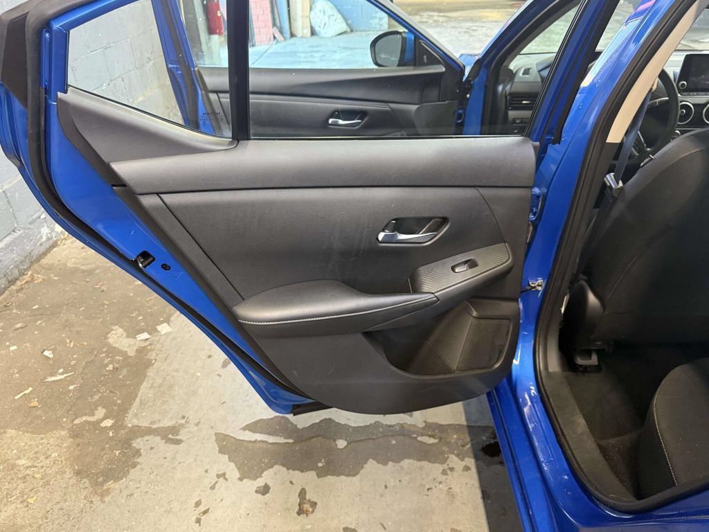 Used 2023 Nissan Sentra SV w/ All-Weather Package FWD image 17
