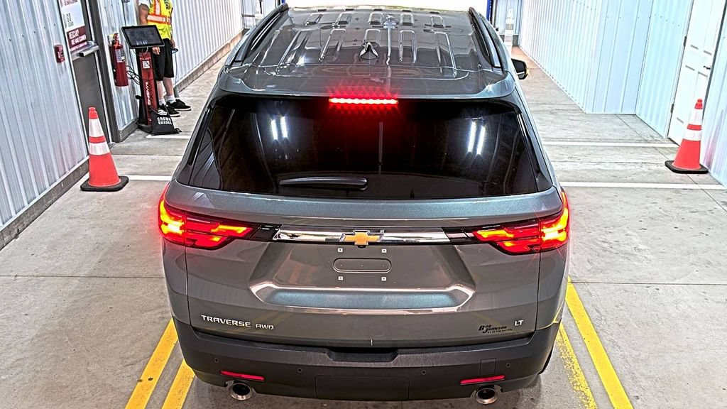 Used 2023 Chevrolet Traverse LT AWD/4WD image 5