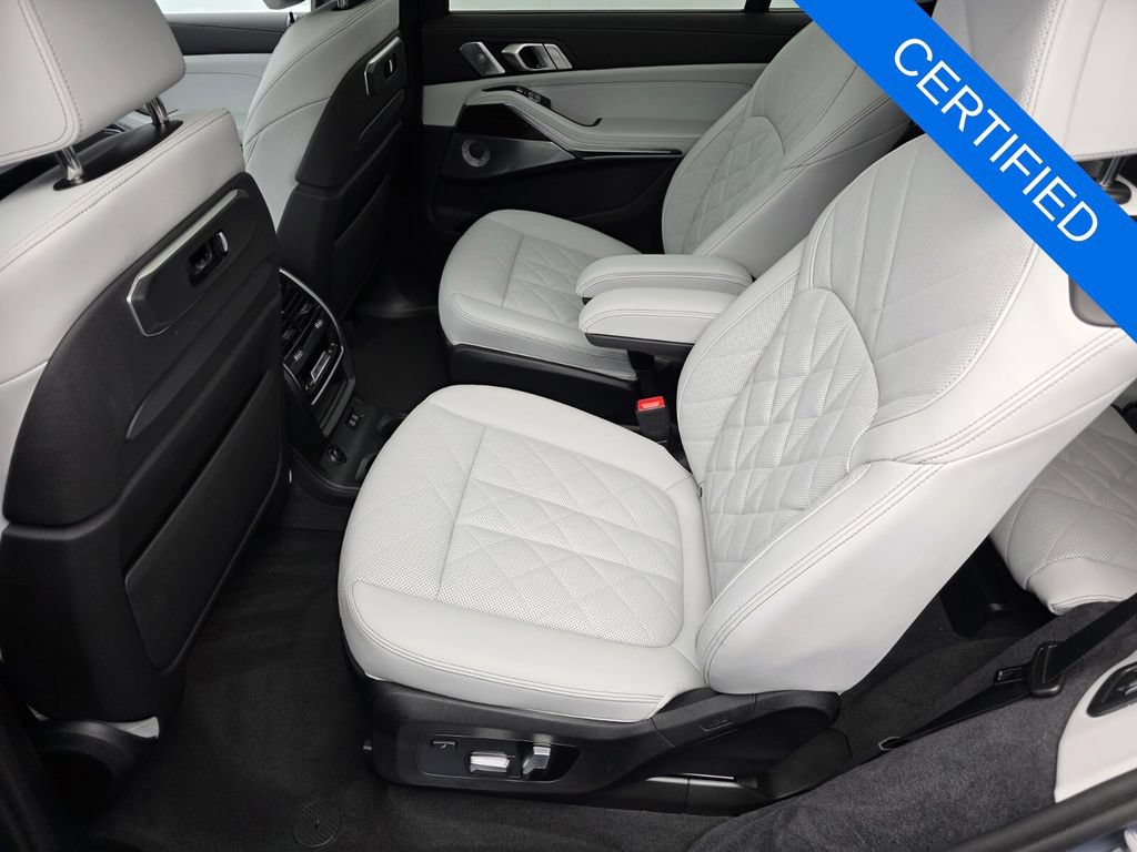 Used 2027 BMW X7 xDrive40i w/ Executive Package AWD/4WD image 14