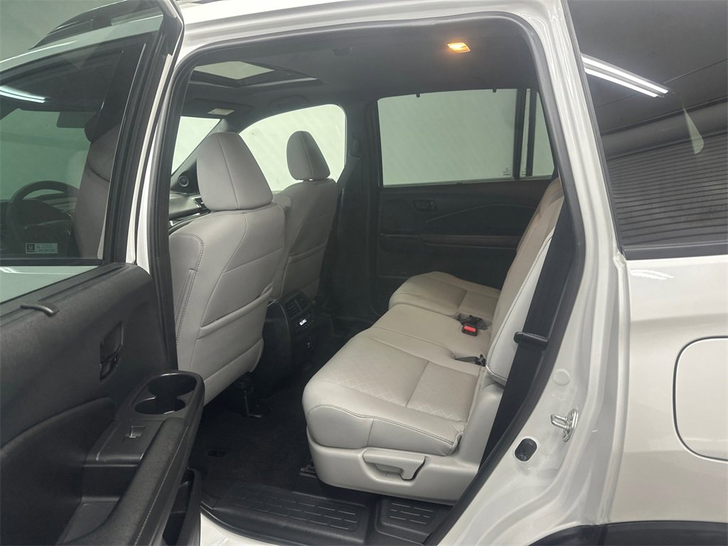 Used 2023 Honda Passport Elite image 23