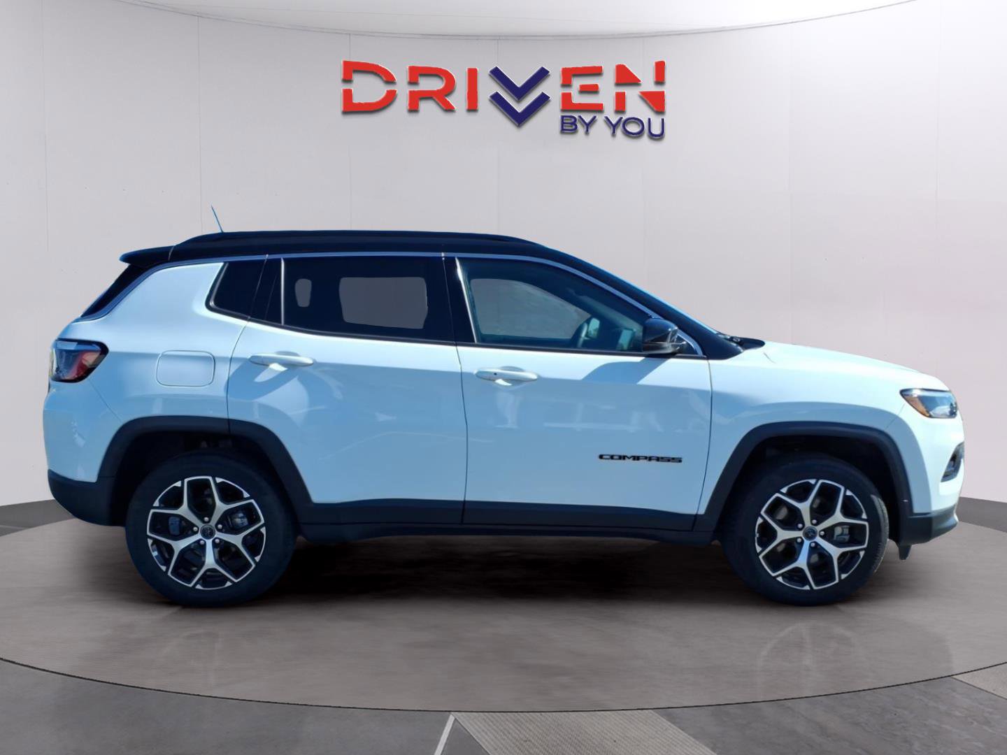 Used 2025 Jeep Compass Limited AWD/4WD image 6