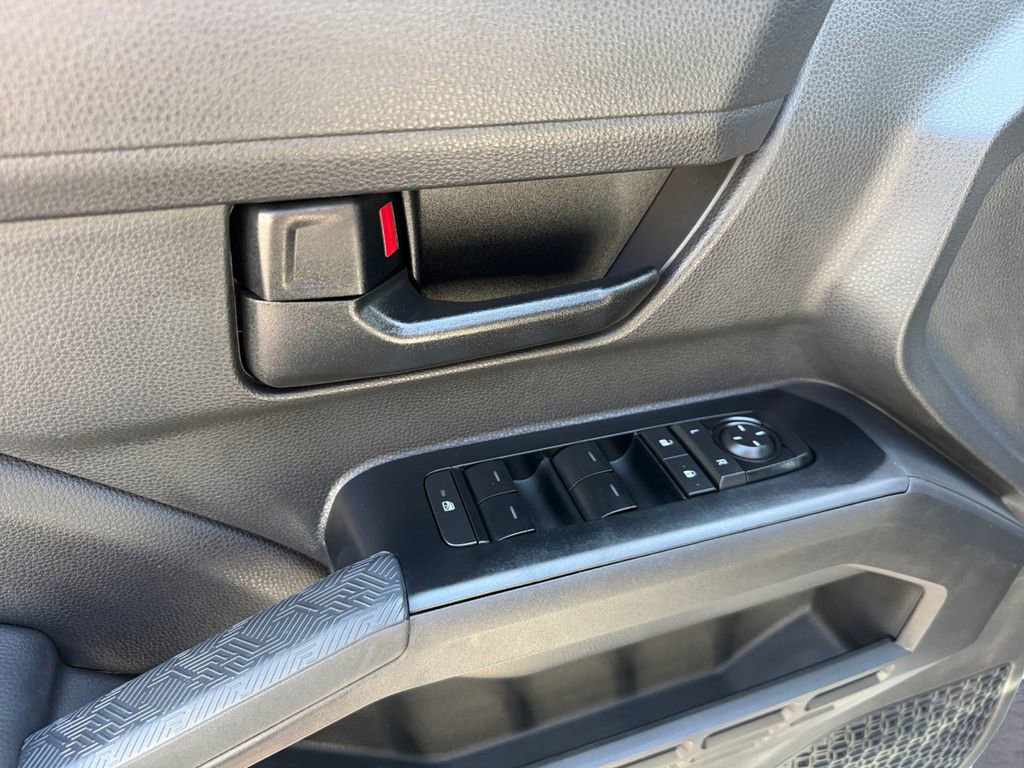 Used 2025 Toyota Tacoma SR5 image 23