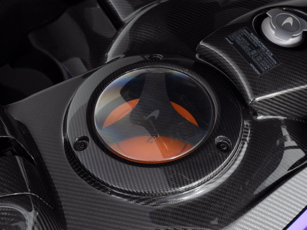 Used 2021 McLaren Elva RWD image 40