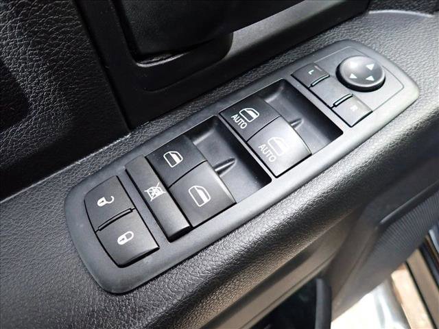 Used 2017 RAM 1500 Express image 11