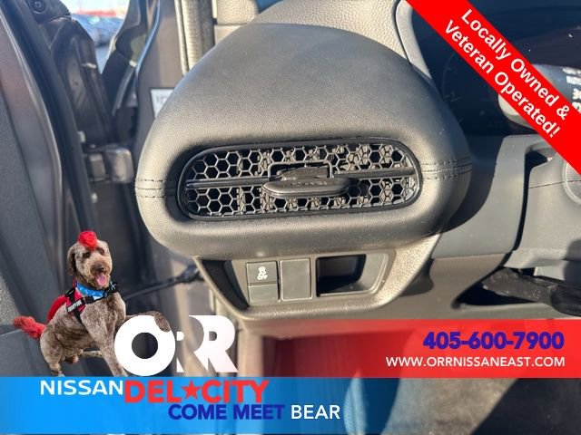 Used 2025 Honda HR-V LX image 17