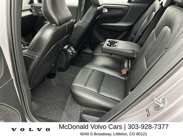 Certified 2026 Volvo XC40 B5 Plus AWD/4WD image 22
