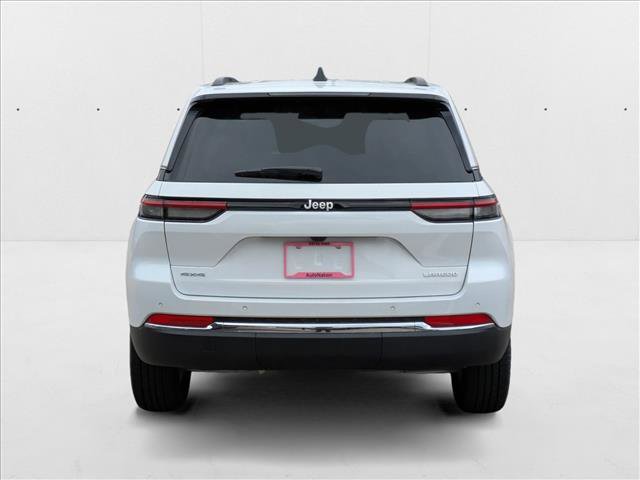 New 2025 Jeep Grand Cherokee Laredo w/ Luxury Tech Group I image 8