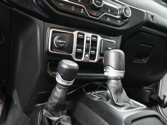 Used 2023 Jeep Gladiator Sport image 19