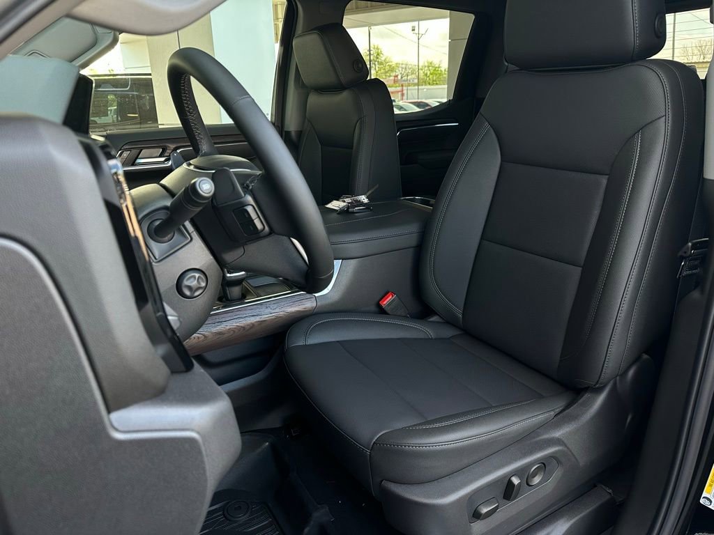 New 2026 GMC Sierra 1500 SLT image 12