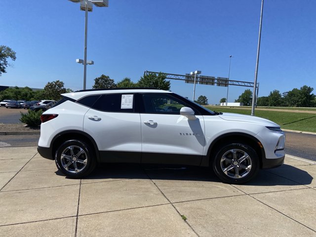 Used 2024 Chevrolet Blazer LT w/ Convenience Package FWD image 13