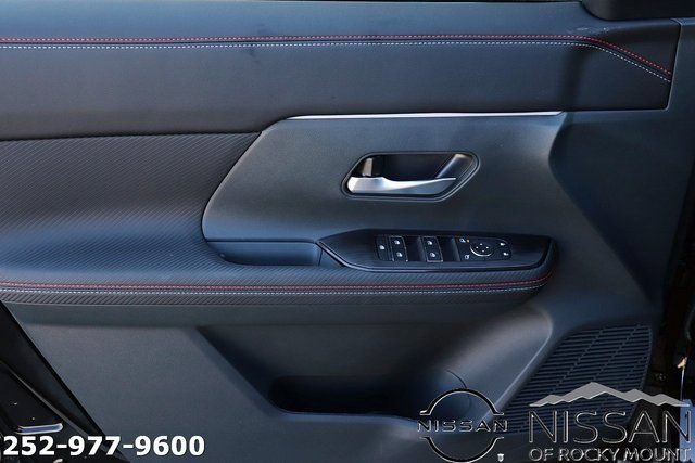 New 2025 Nissan Kicks SR AWD/4WD image 8