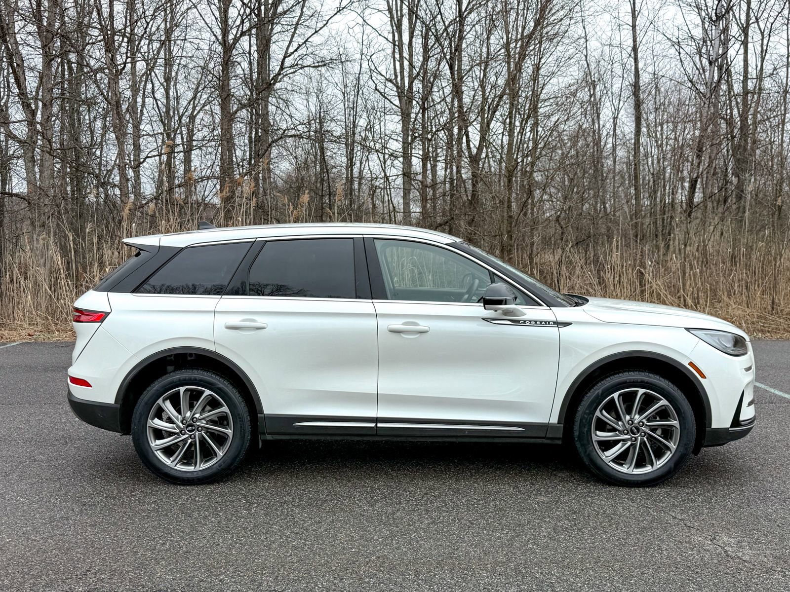 Used 2024 Lincoln Corsair AWD w/ Equipment Group 101A image 7