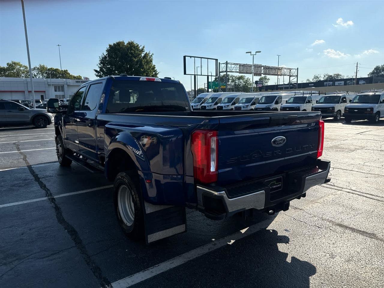 Used 2026 Ford F350 XLT AWD/4WD image 4