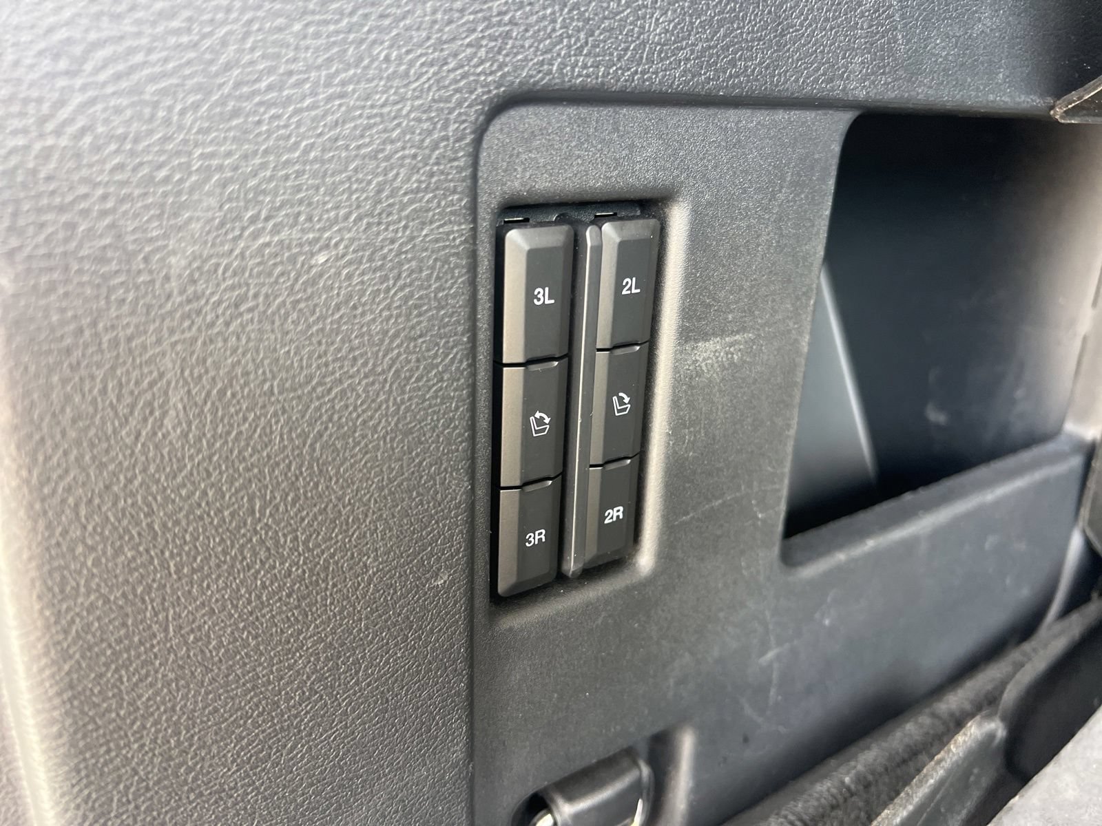 Used 2022 Ford Expedition Max Platinum AWD/4WD image 43