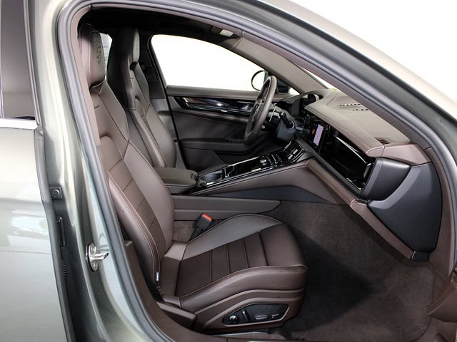 New 2026 Porsche Panamera 4 AWD/4WD image 28