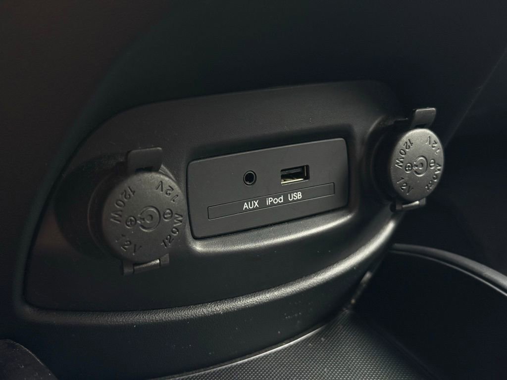 Used 2010 Kia Soul + FWD image 30
