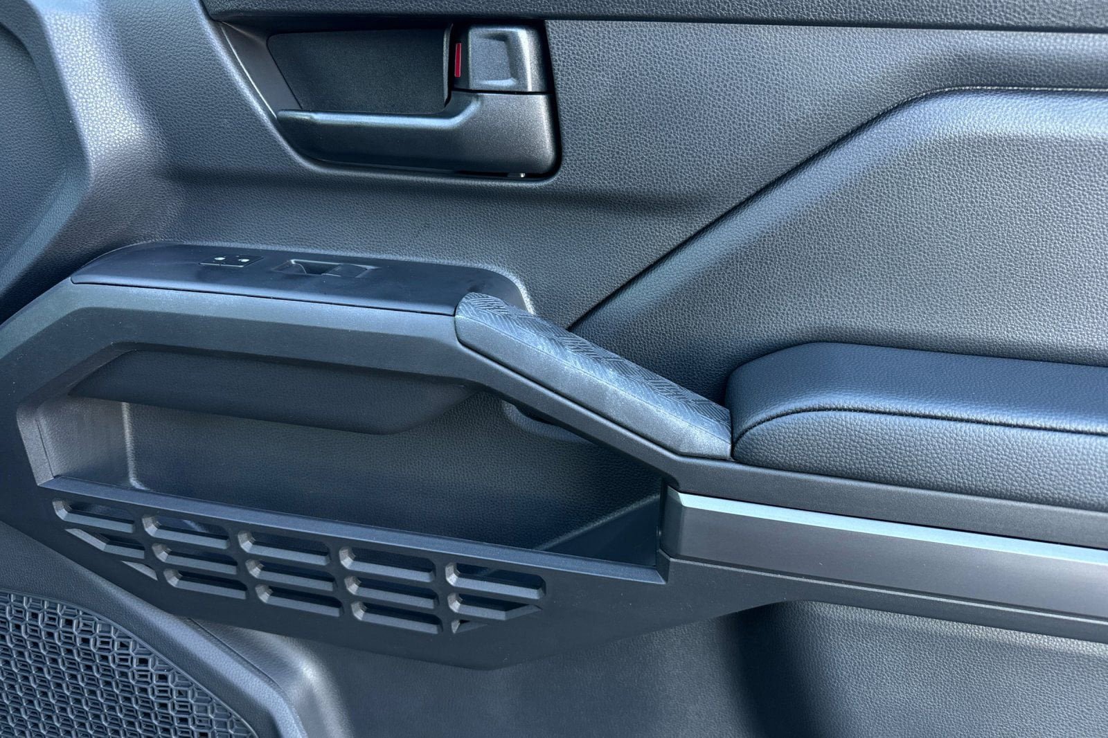 New 2026 Toyota Tacoma SR5 RWD image 17