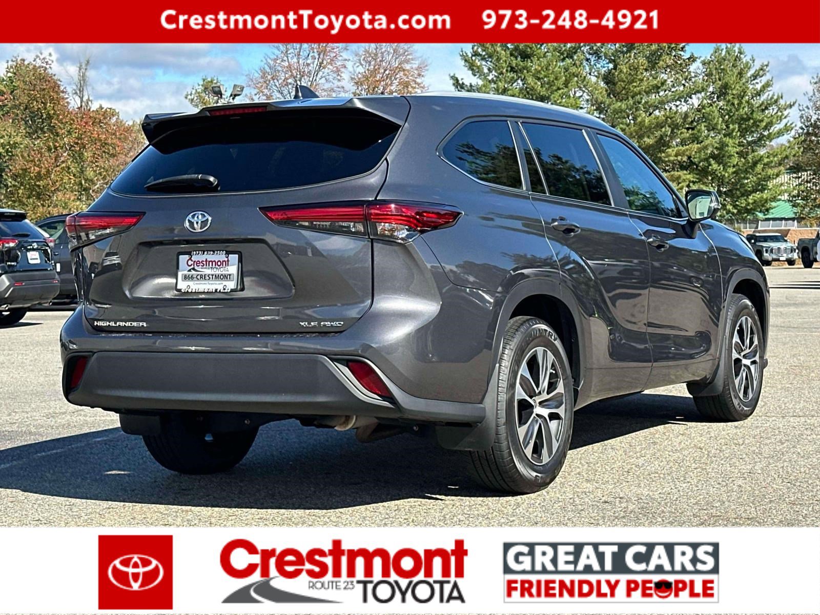 Certified 2023 Toyota Highlander XLE image 3