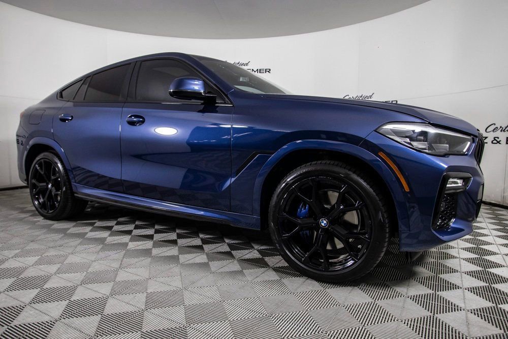 Used 2021 BMW X6 xDrive40i w/ M Sport Package image 3