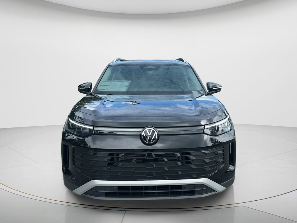 New 2026 Volkswagen Tiguan SE FWD image 8