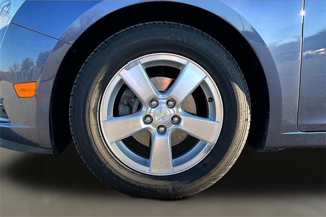 Used 2014 Chevrolet Cruze LT image 28