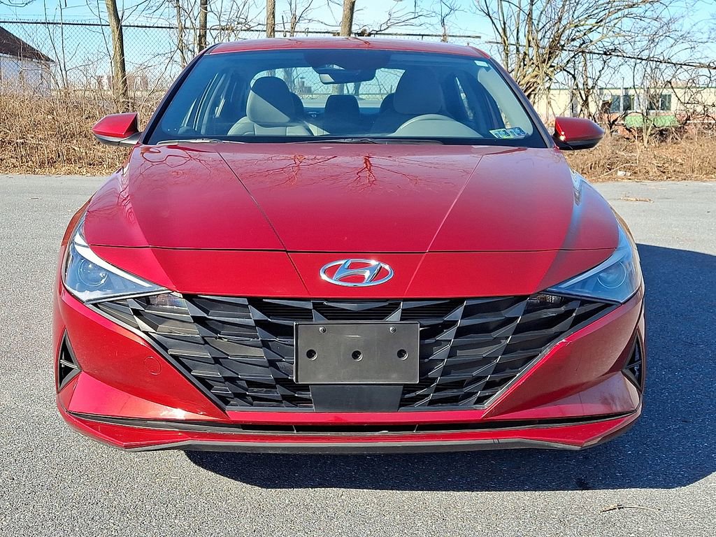 Used 2023 Hyundai Elantra SEL w/ Convenience Package image 2
