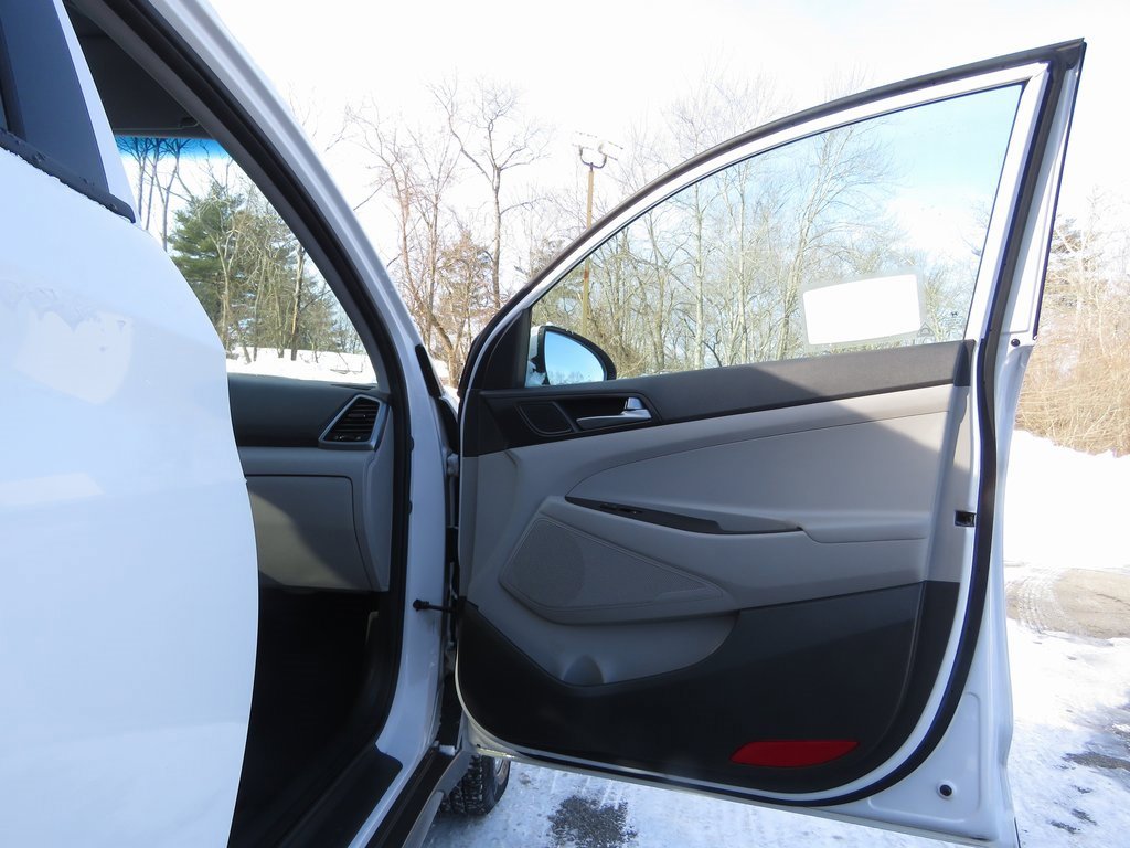 Used 2016 Hyundai Tucson SE w/ Option Group 02 image 12