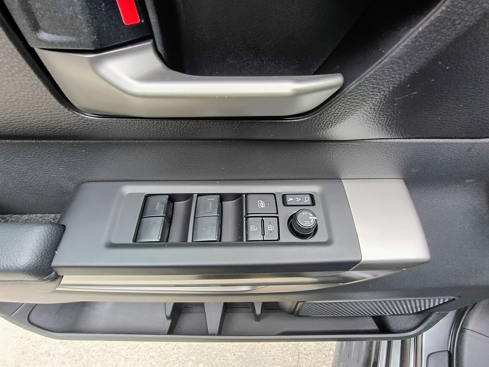 Used 2024 Toyota Sequoia SR5 w/ SR5 Premium Package image 15